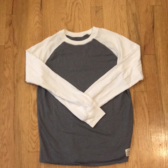 Gap Long Sleeve Bundle - Picture 8 of 8